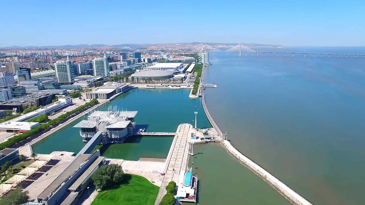 Parque Nacoes Prime Apartments 13 Lisbon