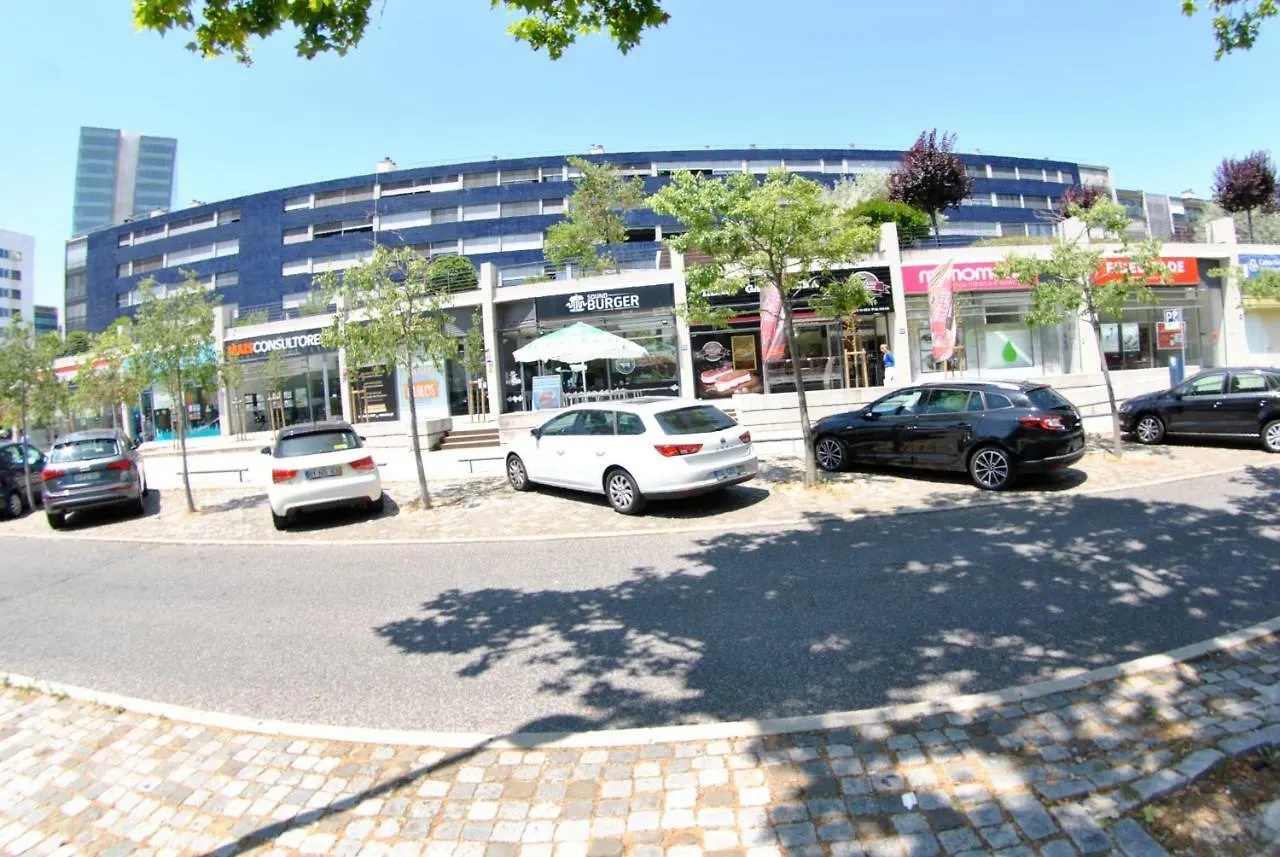 Parque Nacoes Prime Apartments 13 Lisbon