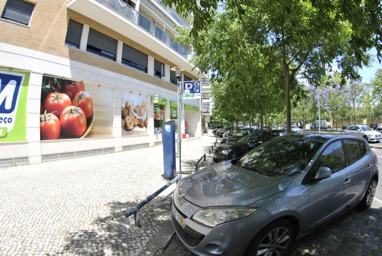 Parque Nacoes Prime Apartments 13 Lisbon